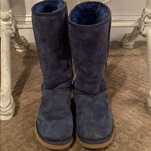 Women’s classic tall navy blue uggs size 8